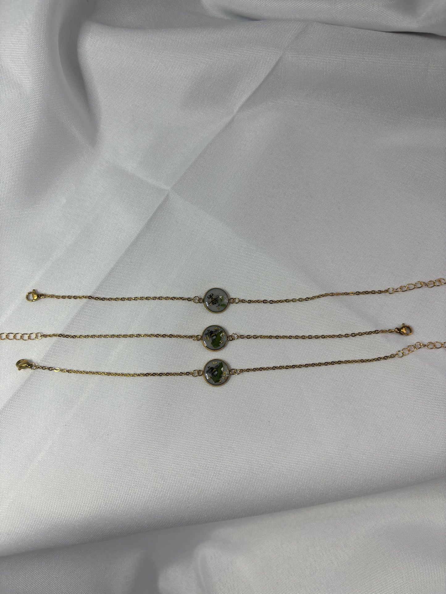 Gold bee bracelet