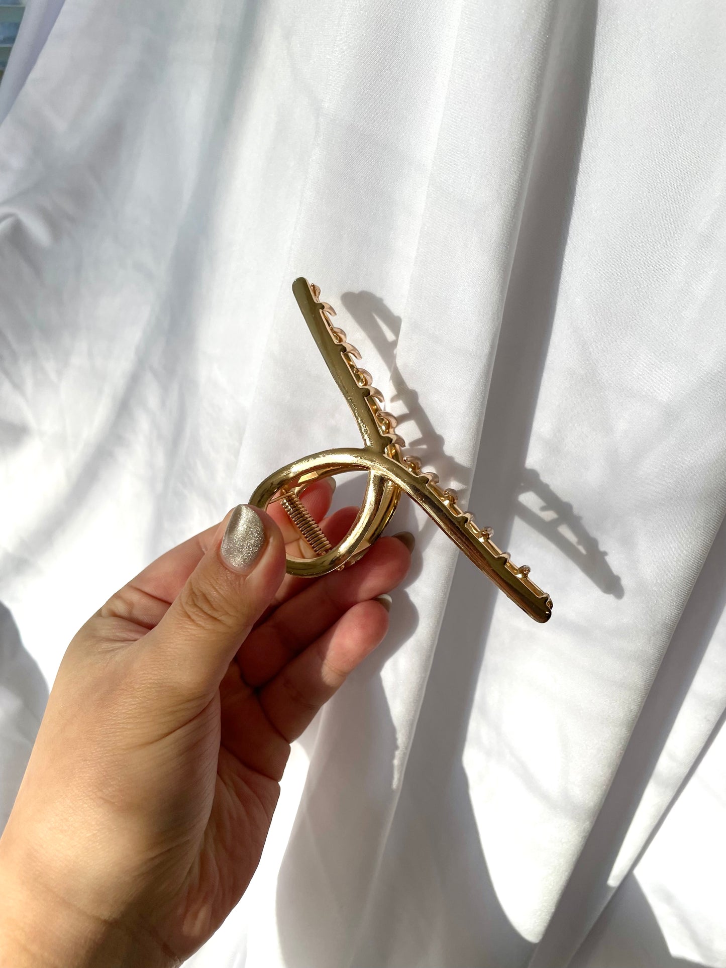 Gold claw clip (B)