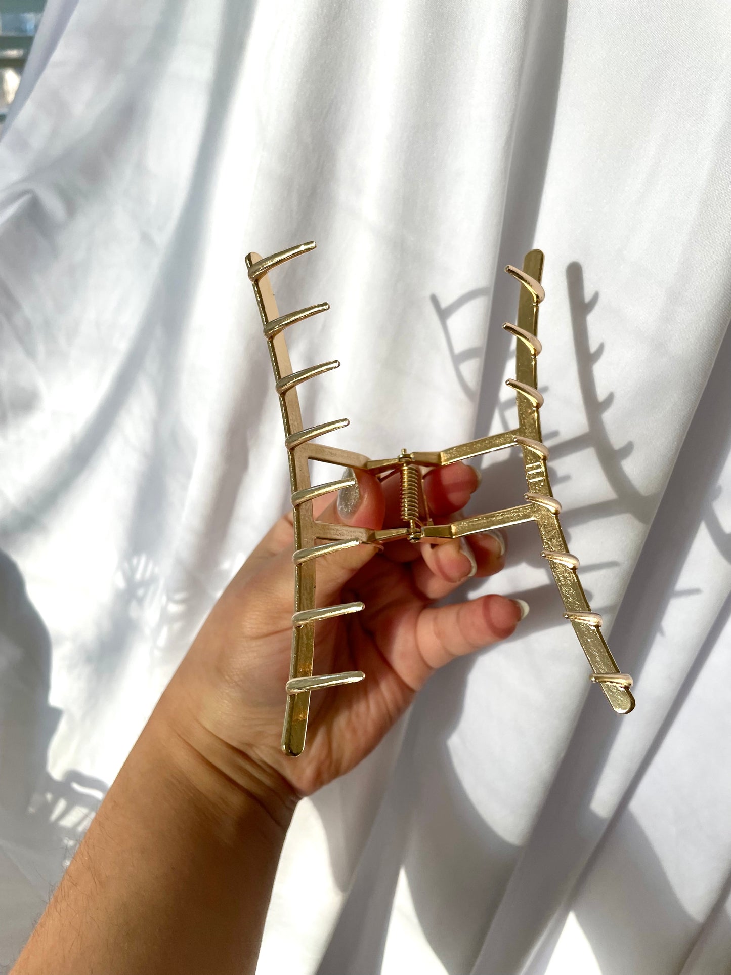 Gold claw clip (A)