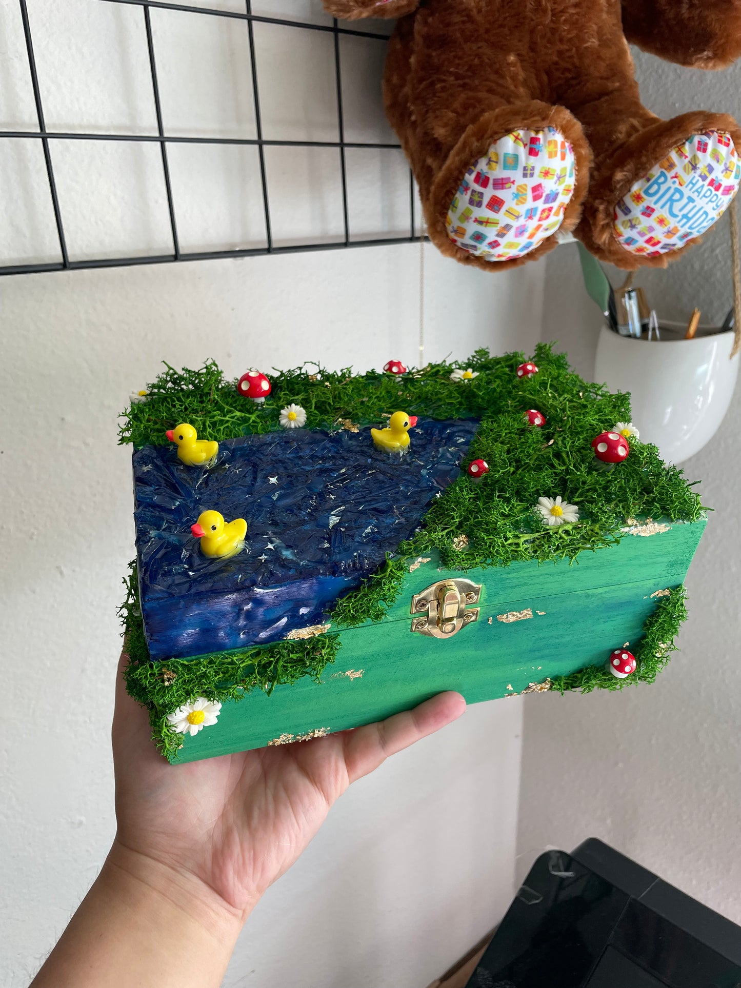 Ducky pond jewelry box