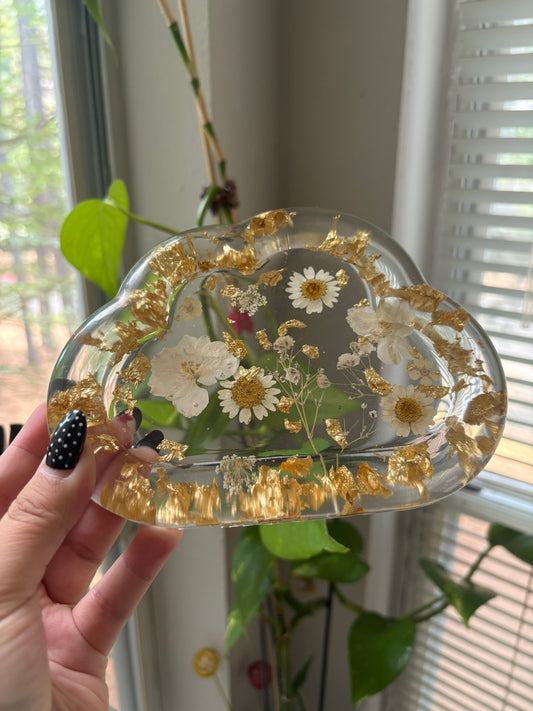 white floral cloud tray