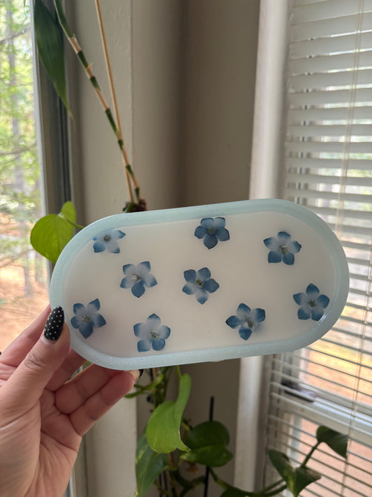 Blue flower tray