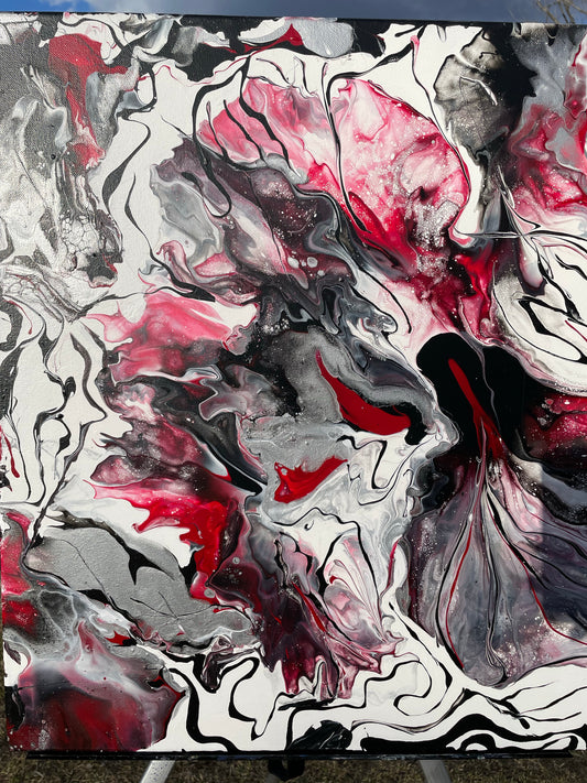 Pintura acrílica abstracta en blanco, negro y rojo.